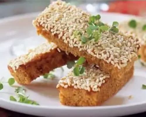E5.芝麻虾(3pcs) Shrimp with Sesame Seed Toast